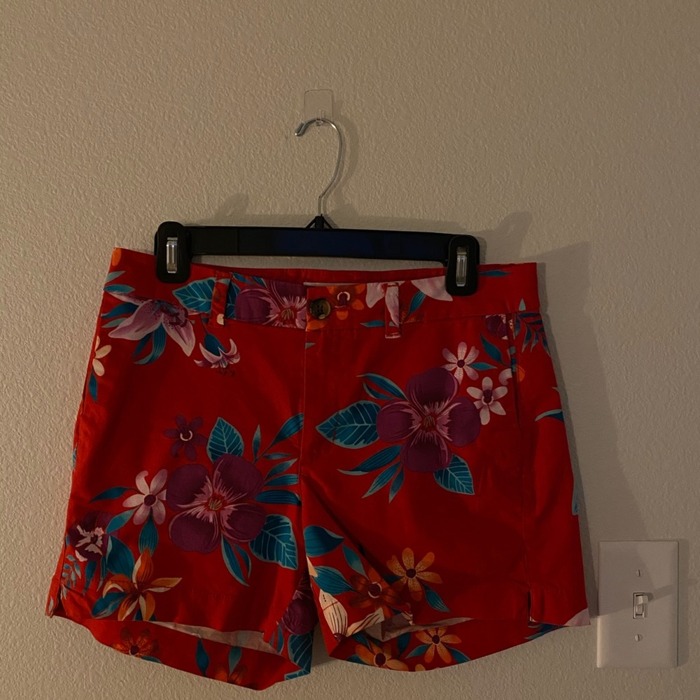 Flower Shorts - Picture 2 of 3